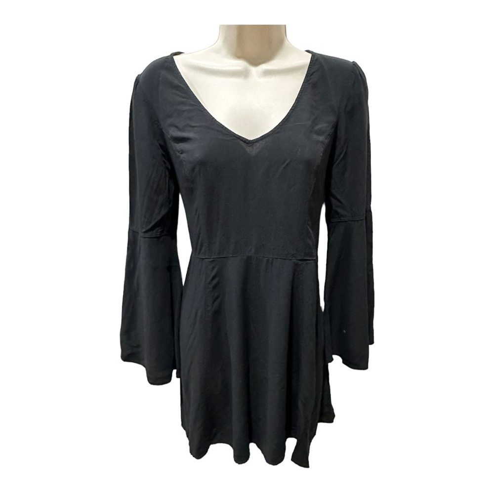 ⭐️ EXPRESS FIT & FLARE BLACK BOHO STYLE V-NECK w/ BELL SLEEVES MINI DRESS - 8 ⭐️